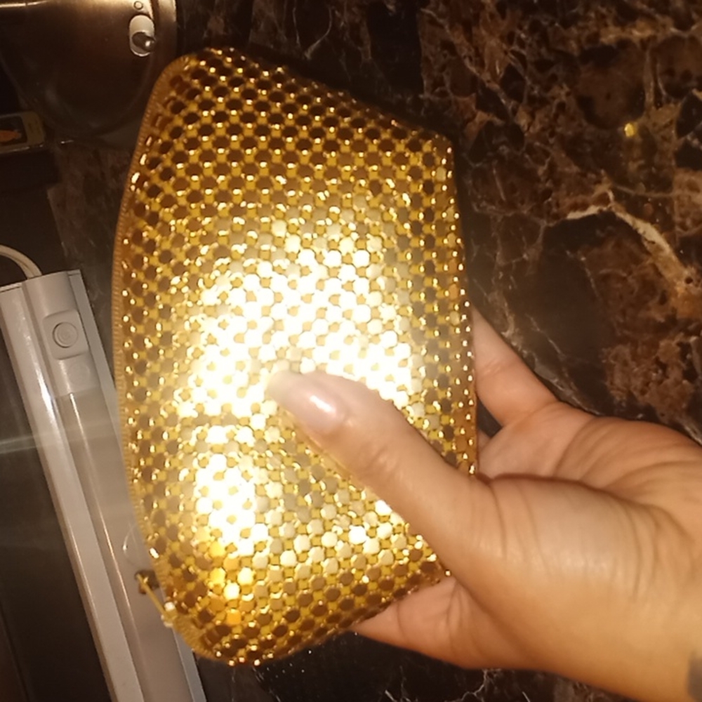 Coin pouch - Picture 2 of 3